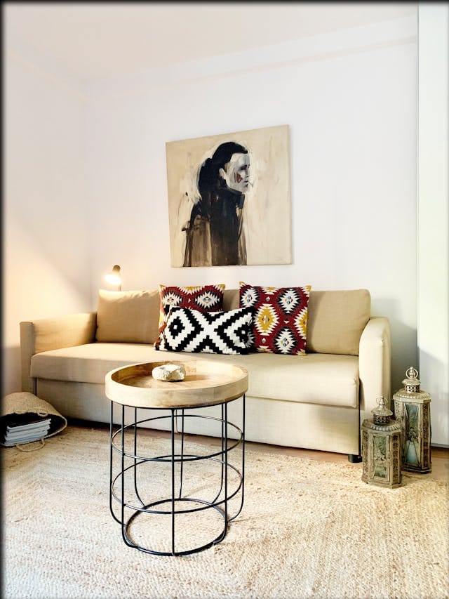How to Choose Wall Art That Complements Your Furniture