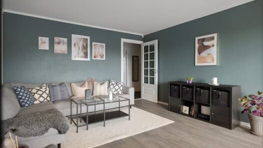 Choosing the Right Lighting to Protect Your Wall Art